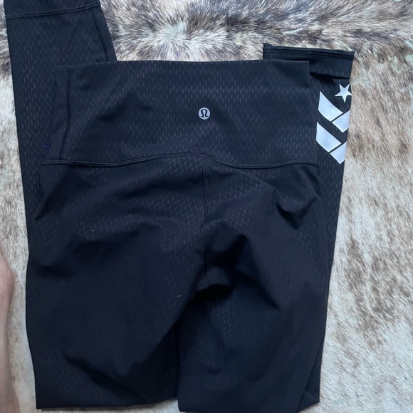 Lululemon Wunder Under High-Rise Tight 25" *Full-On Luxtreme sz 4 Barry’s - Picture 4 of 5